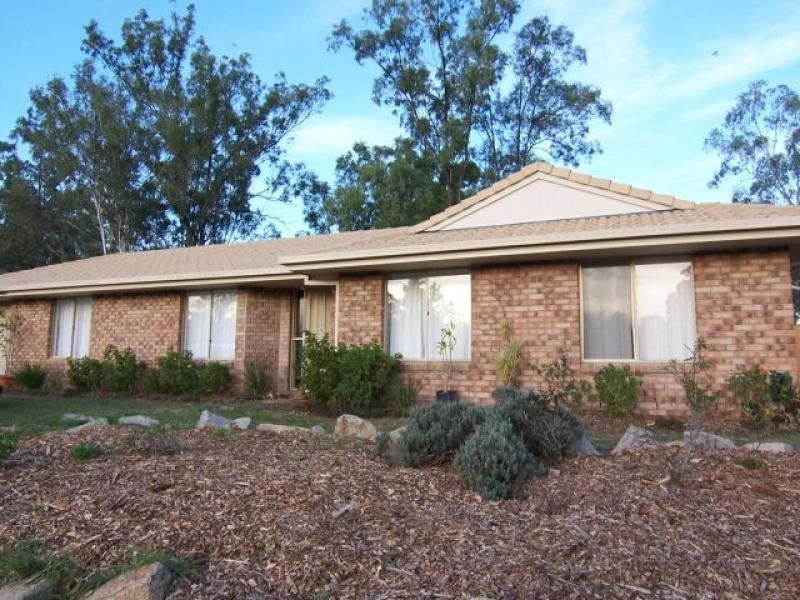 28 Clarefield Crt, Thagoona QLD 4306