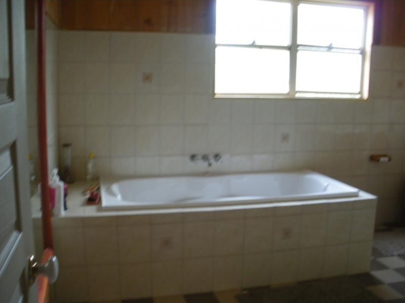 Kensington Grove QLD 4341