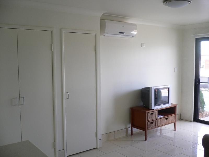 Kearneys Spring QLD 4350