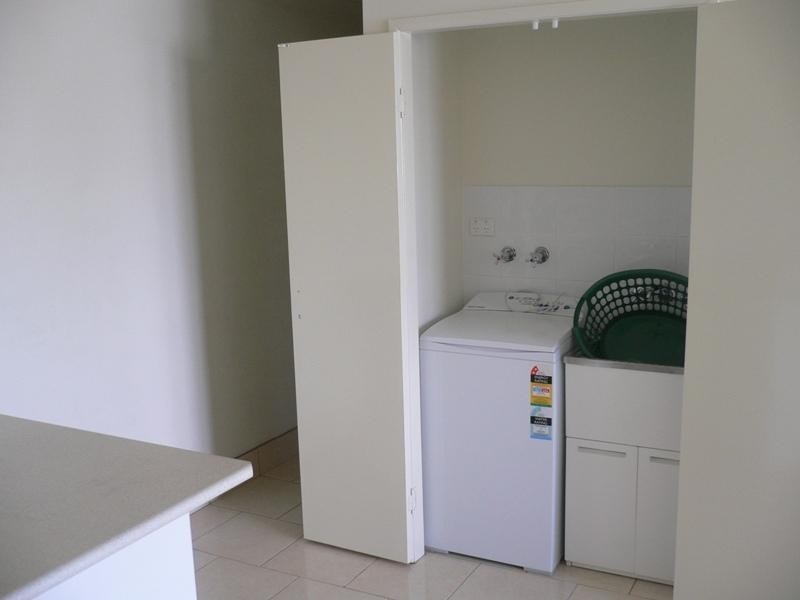 Kearneys Spring QLD 4350