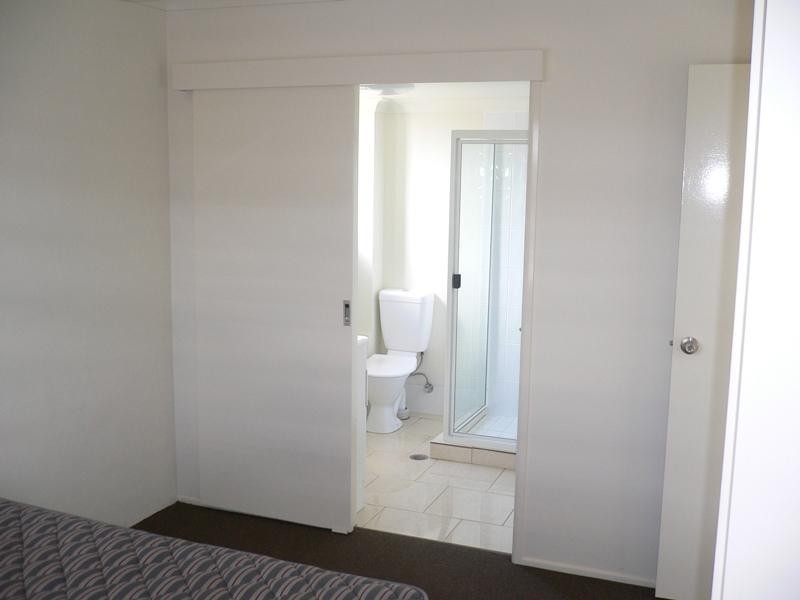 Kearneys Spring QLD 4350