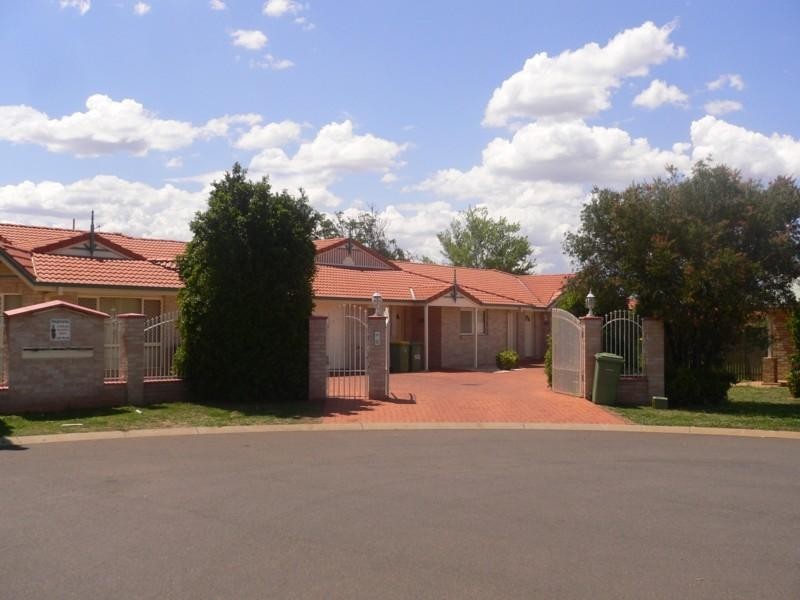Kearneys Spring QLD 4350