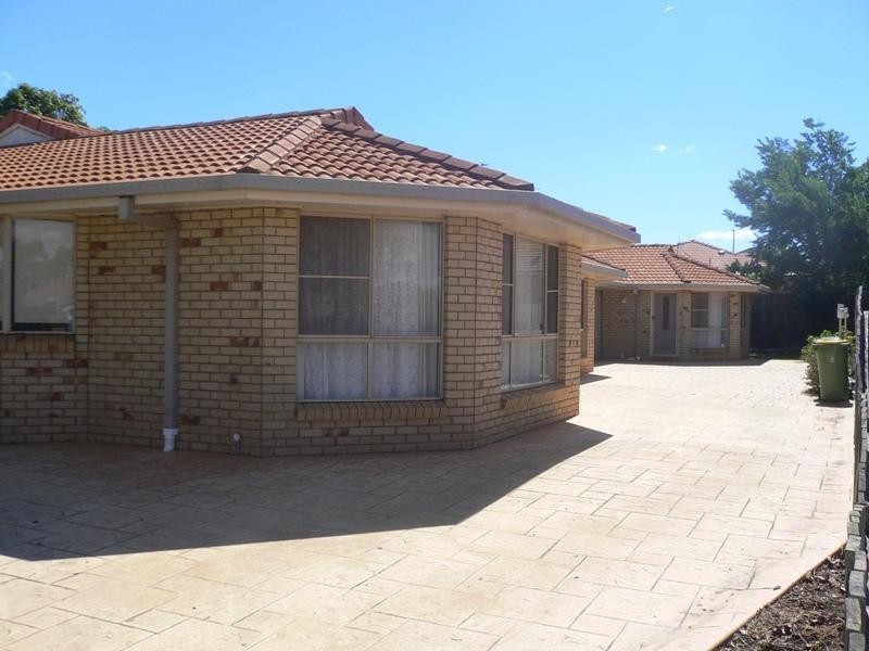 Kearneys Spring QLD 4350