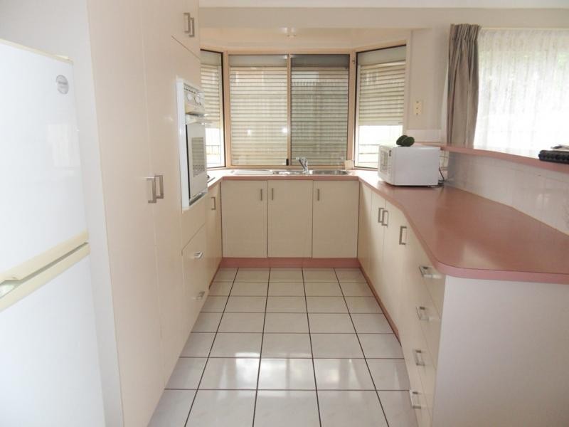 Kearneys Spring QLD 4350