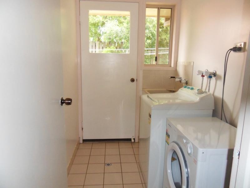 Kearneys Spring QLD 4350