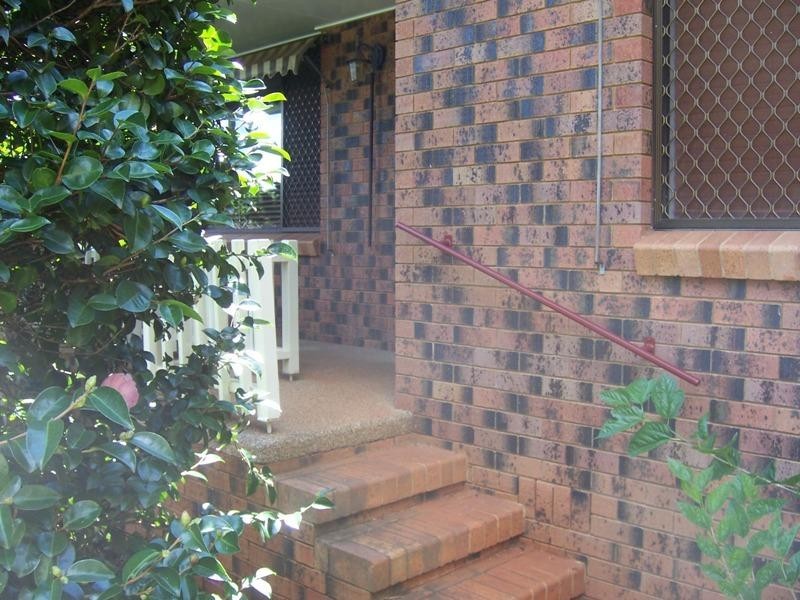 2/8 Johnson Street, East Toowoomba QLD 4350