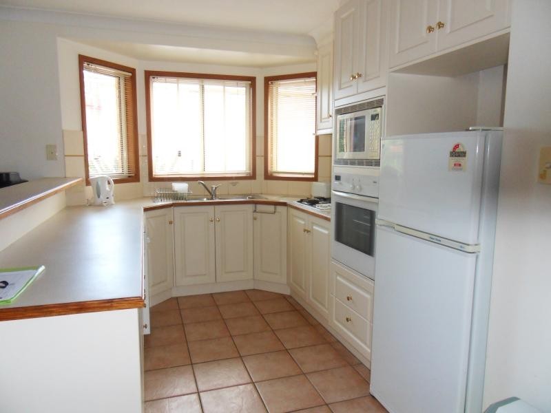 Kearneys Spring QLD 4350