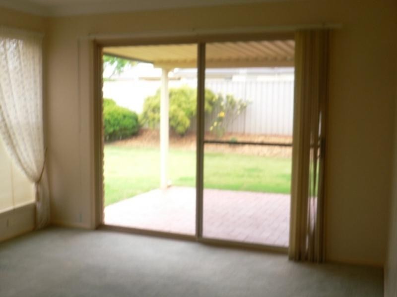 Middle Ridge QLD 4350