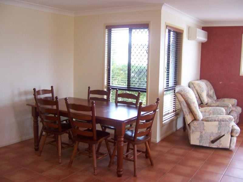 Kearneys Spring QLD 4350