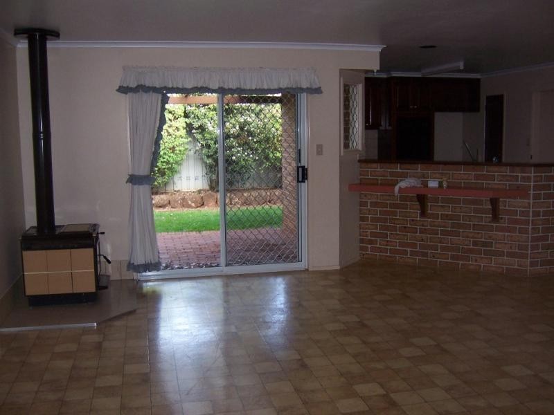 7 Juniper Crt, Darling Heights QLD 4350