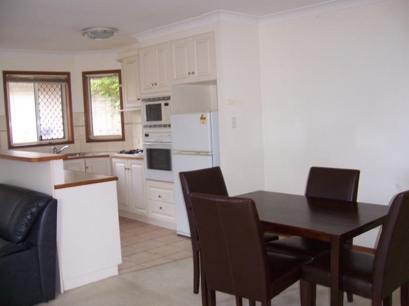 Kearneys Spring QLD 4350