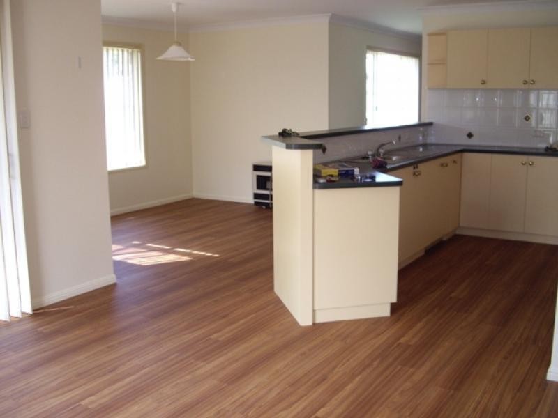 Kearneys Spring QLD 4350