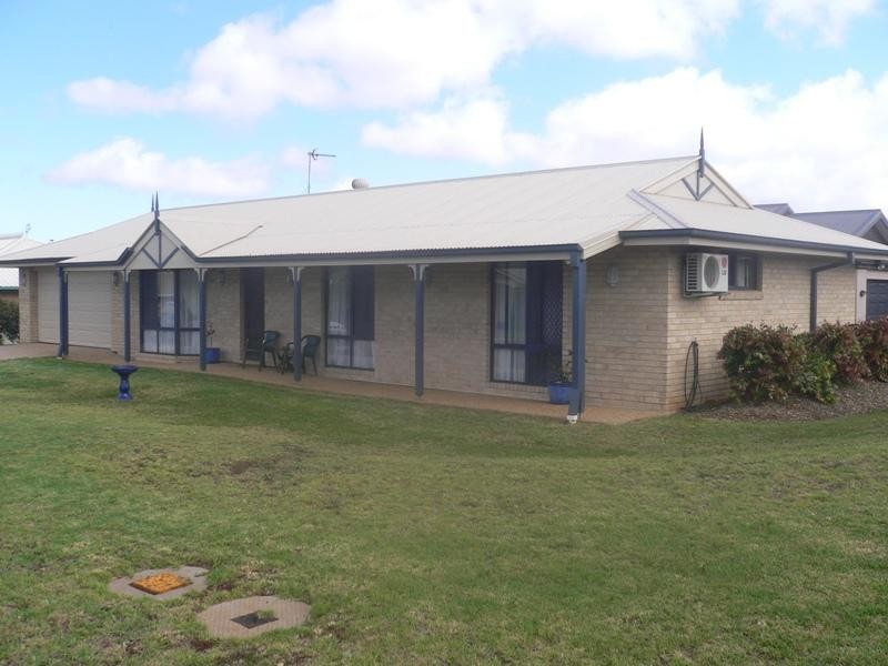 Kearneys Spring QLD 4350