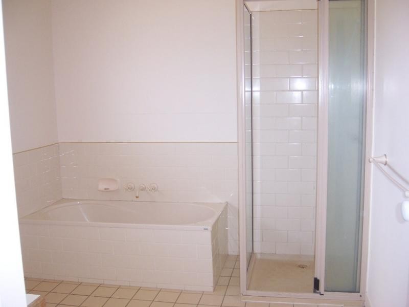 Kearneys Spring QLD 4350