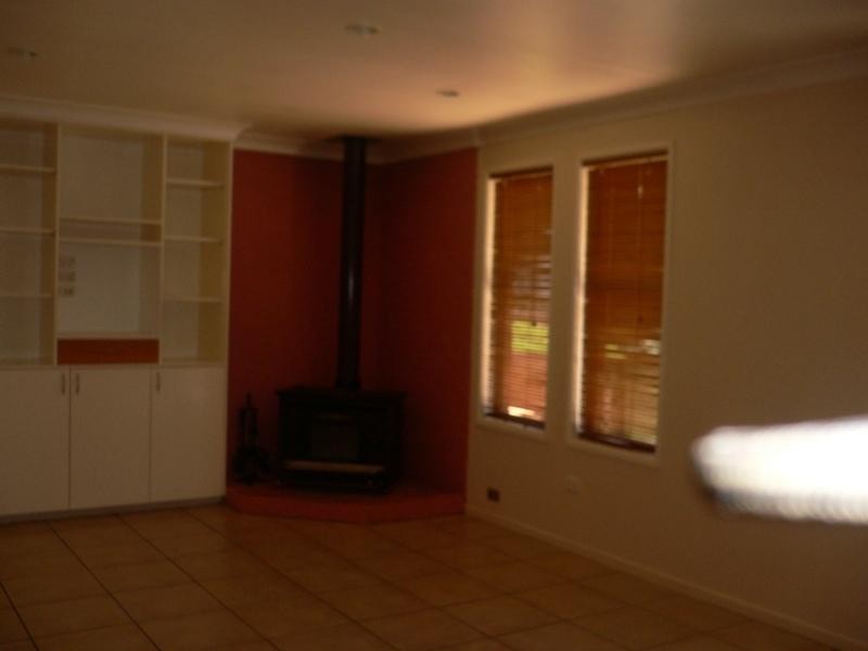 10 Heinemann Crt, Kearneys Spring QLD 4350