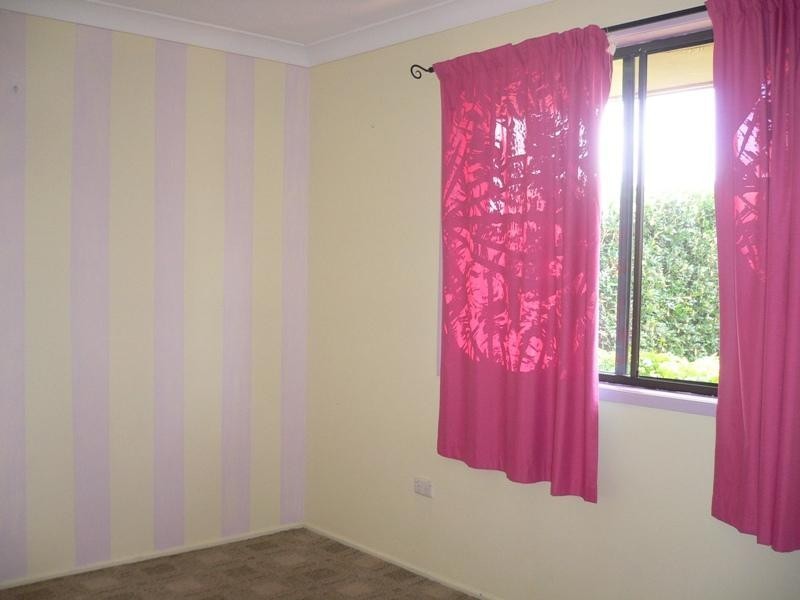 10 Heinemann Crt, Kearneys Spring QLD 4350