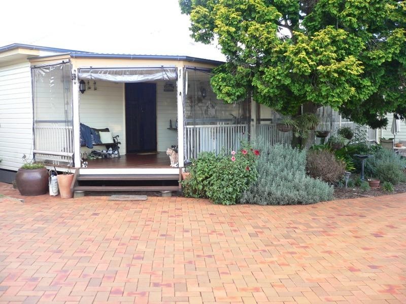 23 Ipswich Street, East Toowoomba QLD 4350