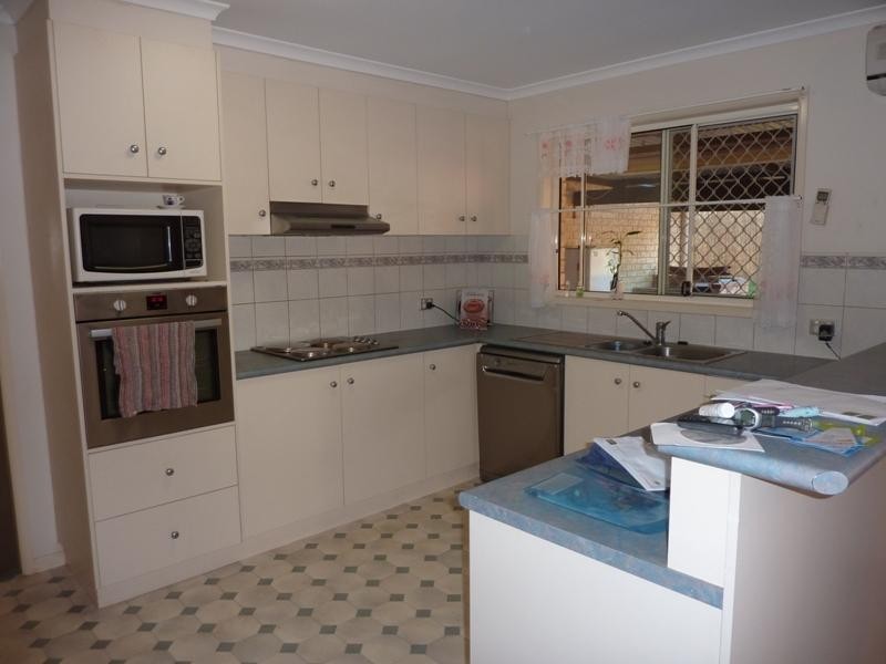 48 Catalina Drive, Wilsonton QLD 4350