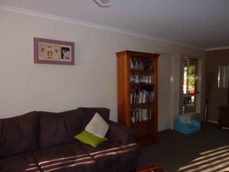 48 Catalina Drive, Wilsonton QLD 4350