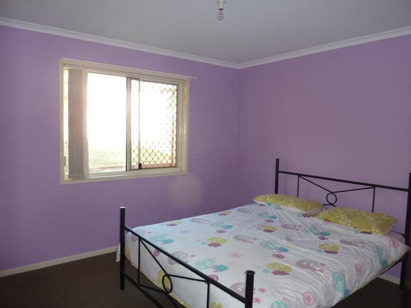 48 Catalina Drive, Wilsonton QLD 4350