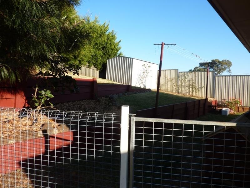 48 Catalina Drive, Wilsonton QLD 4350