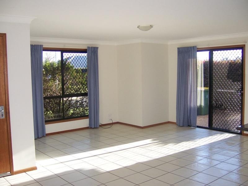 Kearneys Spring QLD 4350