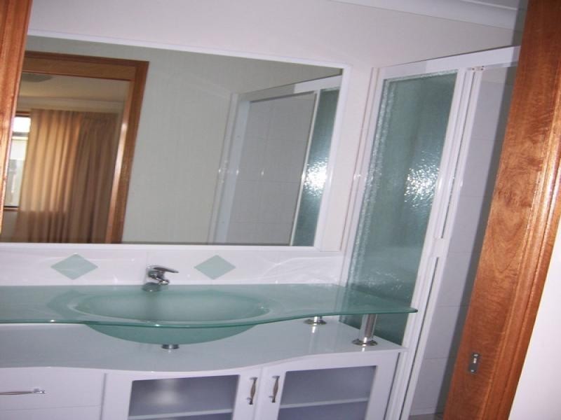 Kearneys Spring QLD 4350