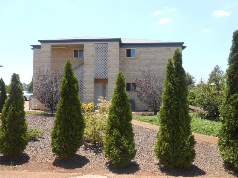 Kearneys Spring QLD 4350