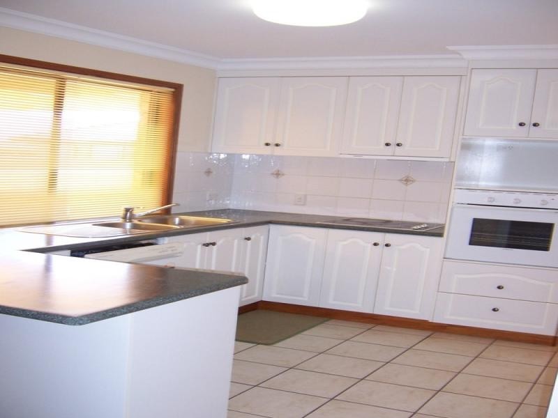 539 Hume Street, Kearneys Spring QLD 4350