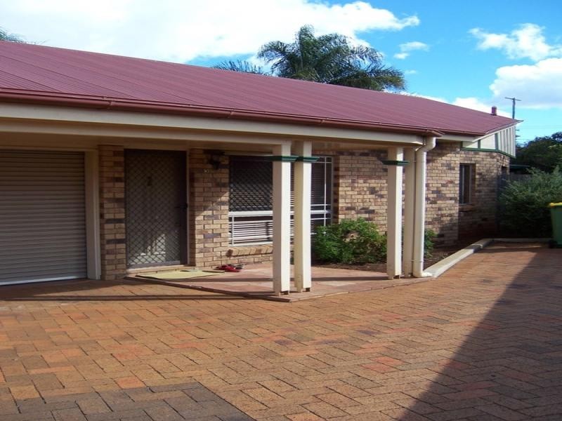 Kearneys Spring QLD 4350