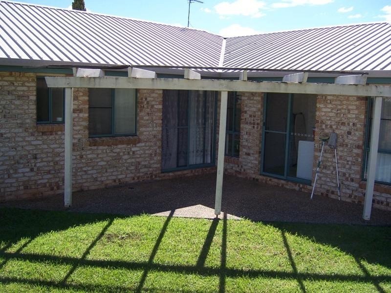 54 Dalzel Crescent, Darling Heights QLD 4350