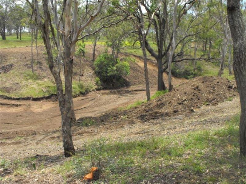 Hamblin Court, Mount Rascal QLD 4350