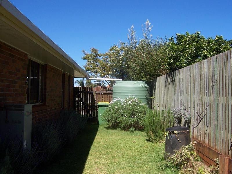 Kearneys Spring QLD 4350