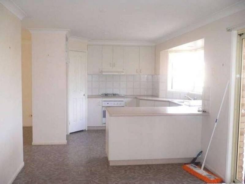 Kearneys Spring QLD 4350