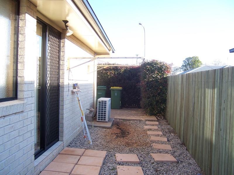 Kearneys Spring QLD 4350