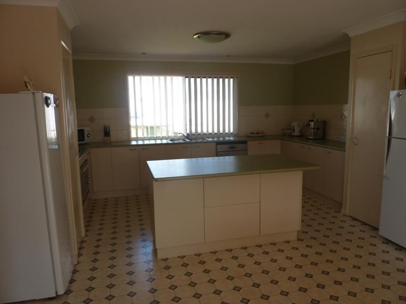 52 Dalzell Crescent, Darling Heights QLD 4350