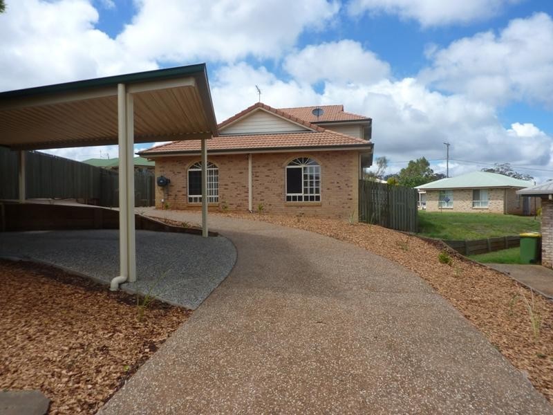 52 Dalzell Crescent, Darling Heights QLD 4350