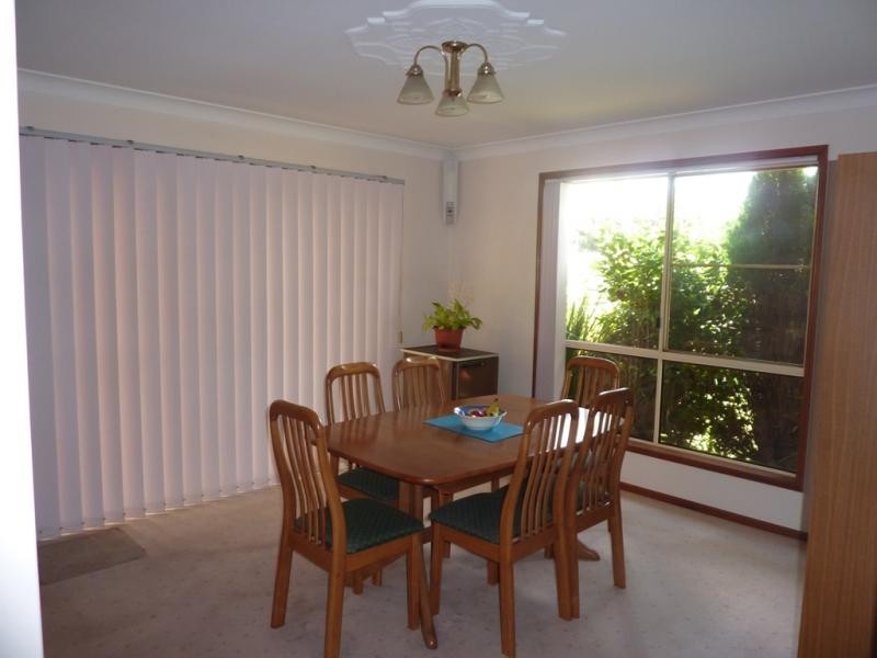 11 Tulip Court, Middle Ridge QLD 4350