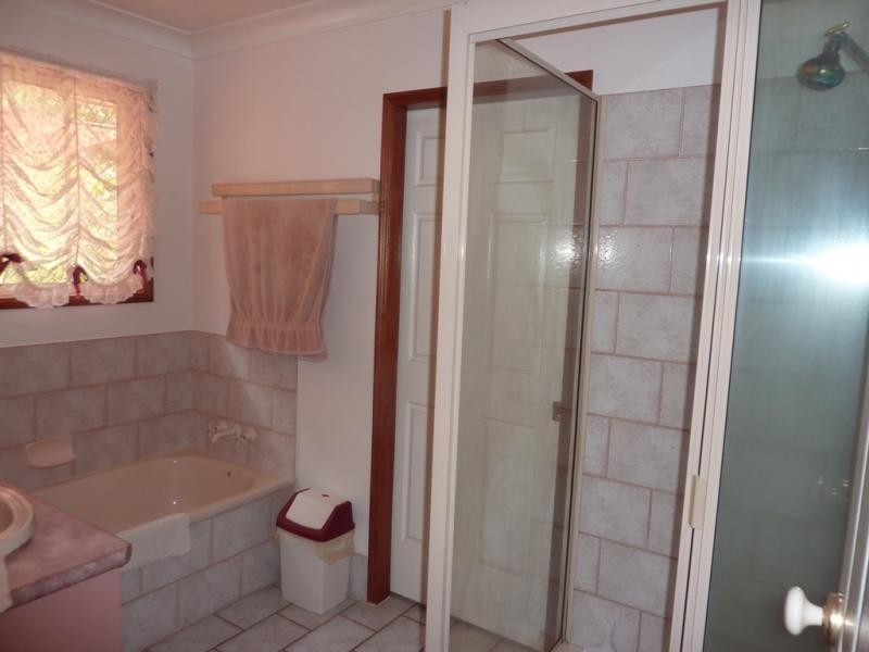 11 Tulip Court, Middle Ridge QLD 4350