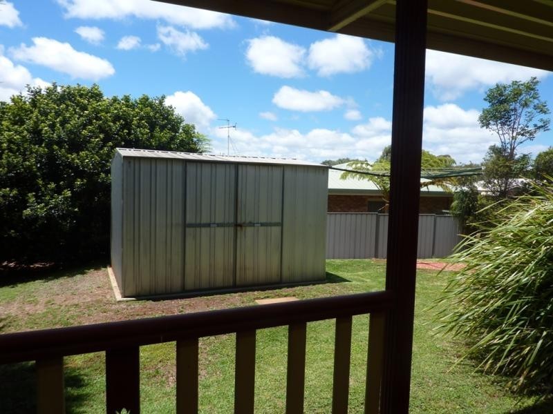 11 Tulip Court, Middle Ridge QLD 4350