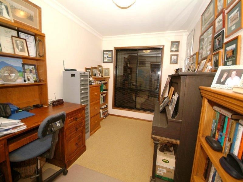 36 Fadden Crescent, Middle Ridge QLD 4350