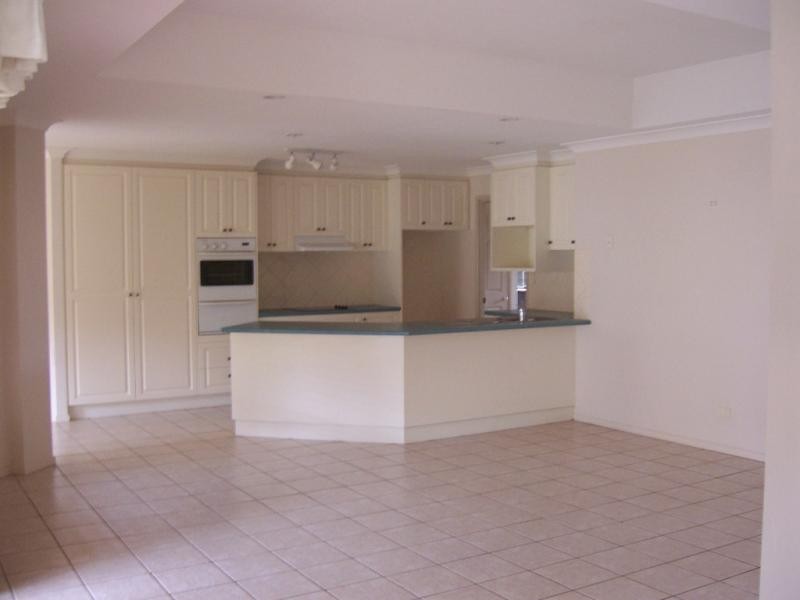 Middle Ridge QLD 4350