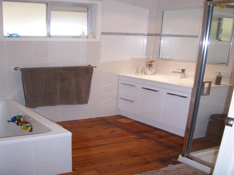 Mount Lofty QLD 4350