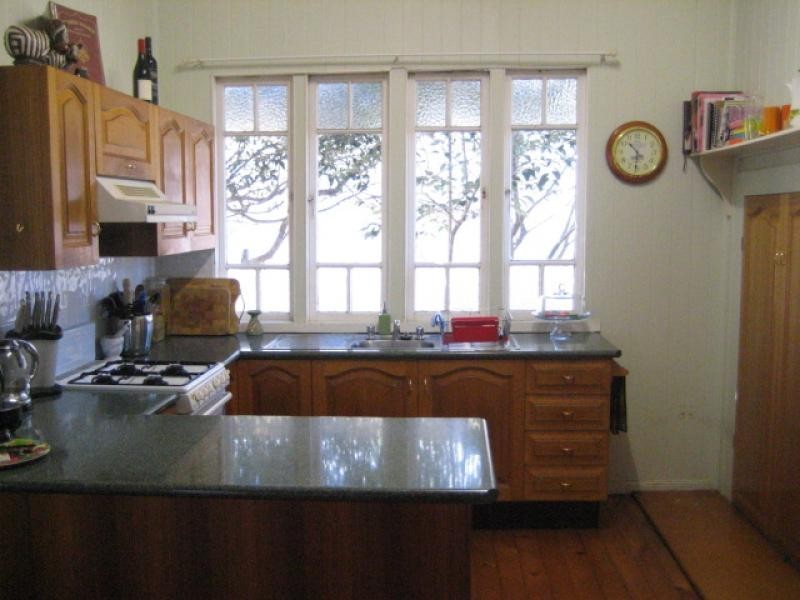 Mount Lofty QLD 4350