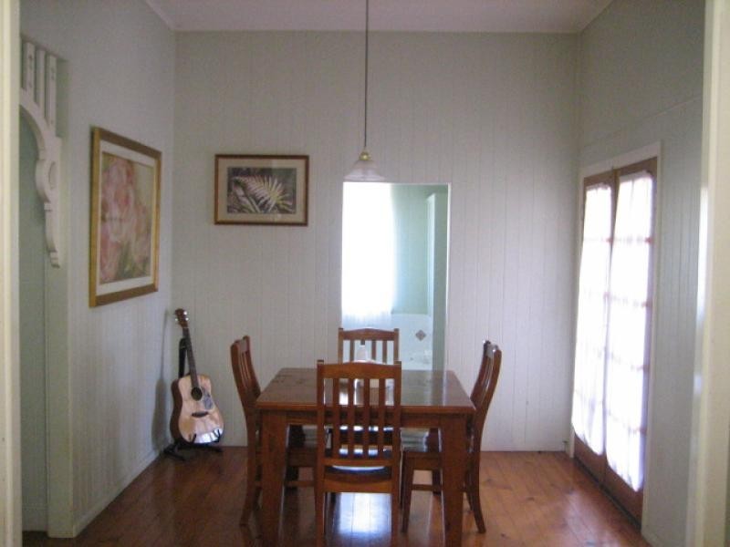 Mount Lofty QLD 4350