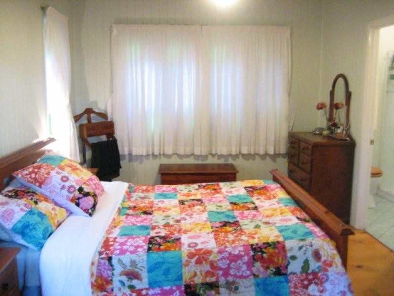 Mount Lofty QLD 4350