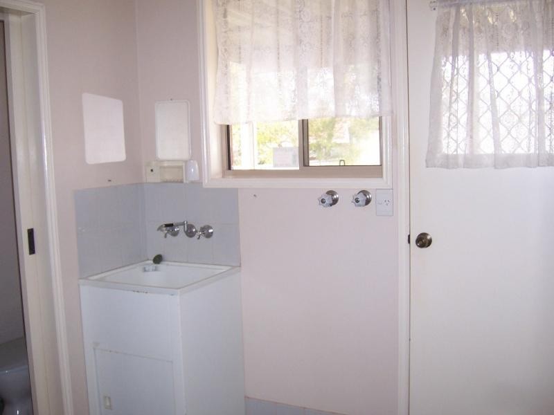 Kearneys Spring QLD 4350