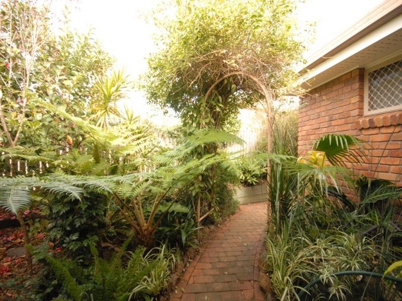 Kearneys Spring QLD 4350