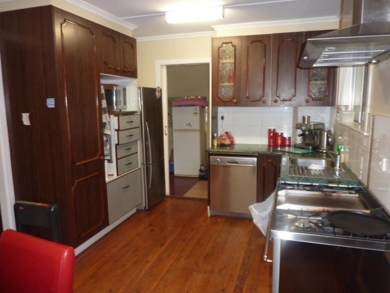 Newtown QLD 4350