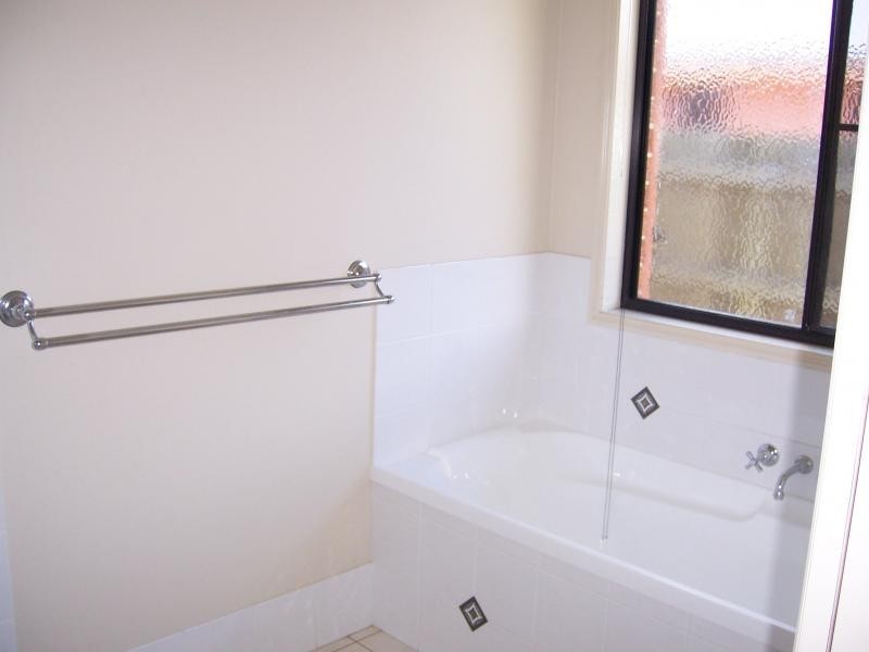 Kearneys Spring QLD 4350